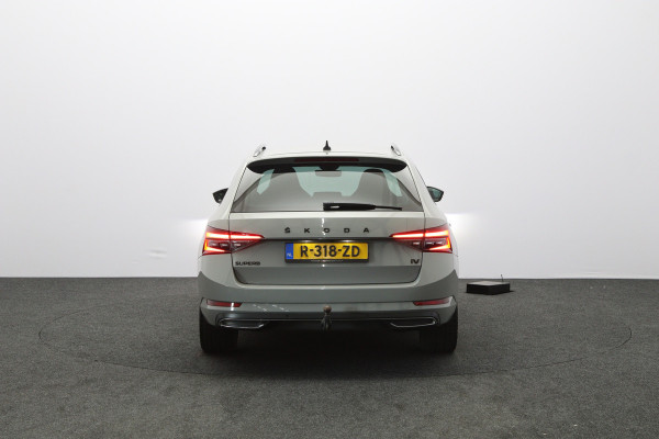 Škoda Superb Combi 1.4 TSI iV 218 PK Sportline Business PHEV, Kuipstoelen, Trekhaak, Memory, 4 x Stoelverwarming