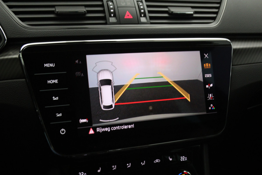 Škoda Superb Combi 1.4 TSI iV 218 PK Sportline Business PHEV, Kuipstoelen, Trekhaak, Memory, 4 x Stoelverwarming