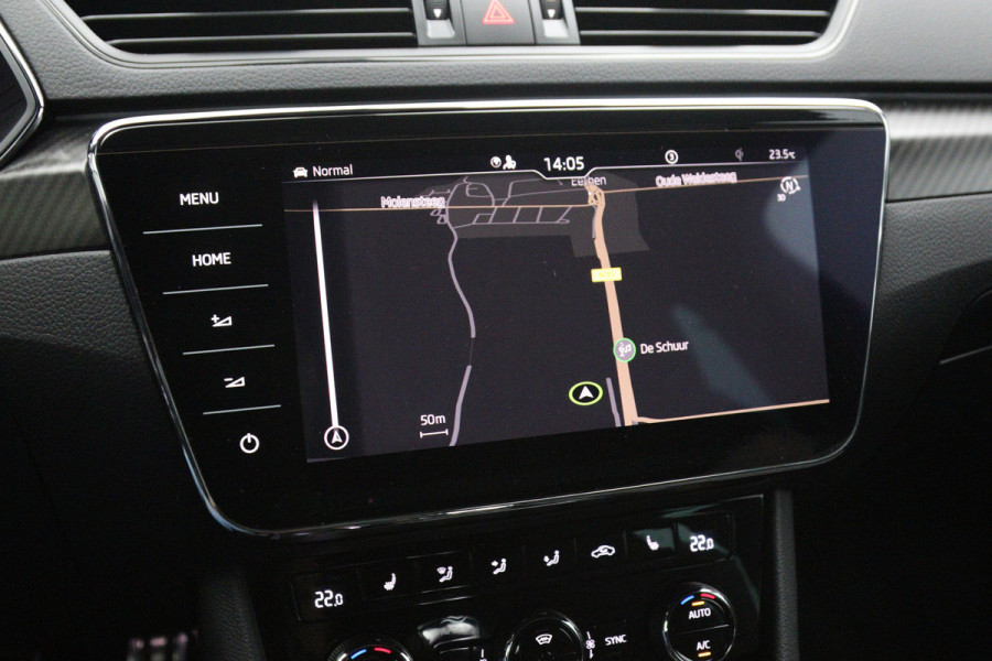 Škoda Superb Combi 1.4 TSI iV 218 PK Sportline Business PHEV, Kuipstoelen, Trekhaak, Memory, 4 x Stoelverwarming