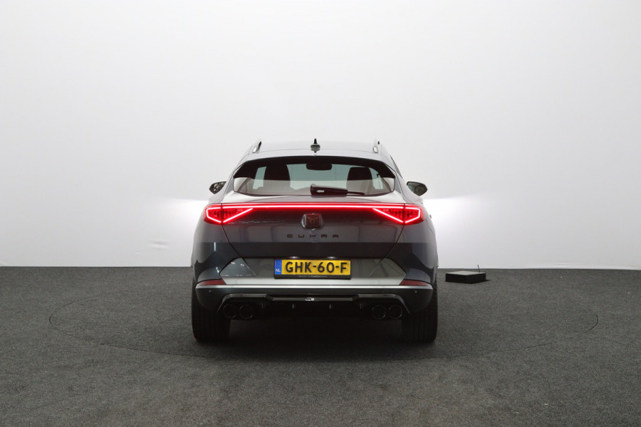 CUPRA Formentor 1.4 e-Hybrid 204 PK Adrenaline PHEV, Winterpakket, Adap. Cruise Control, Carplay, Camera