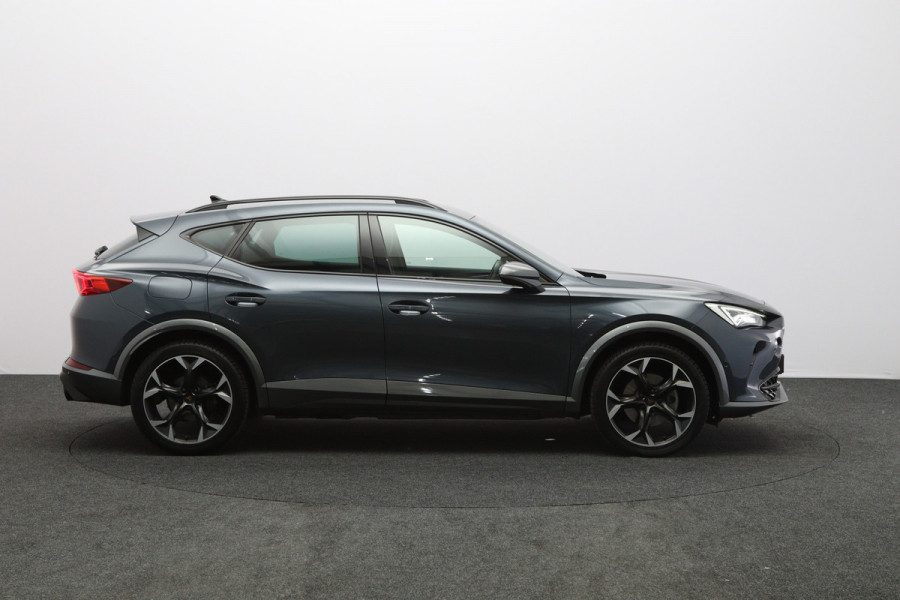CUPRA Formentor 1.4 e-Hybrid 204 PK Adrenaline PHEV, Winterpakket, Adap. Cruise Control, Carplay, Camera