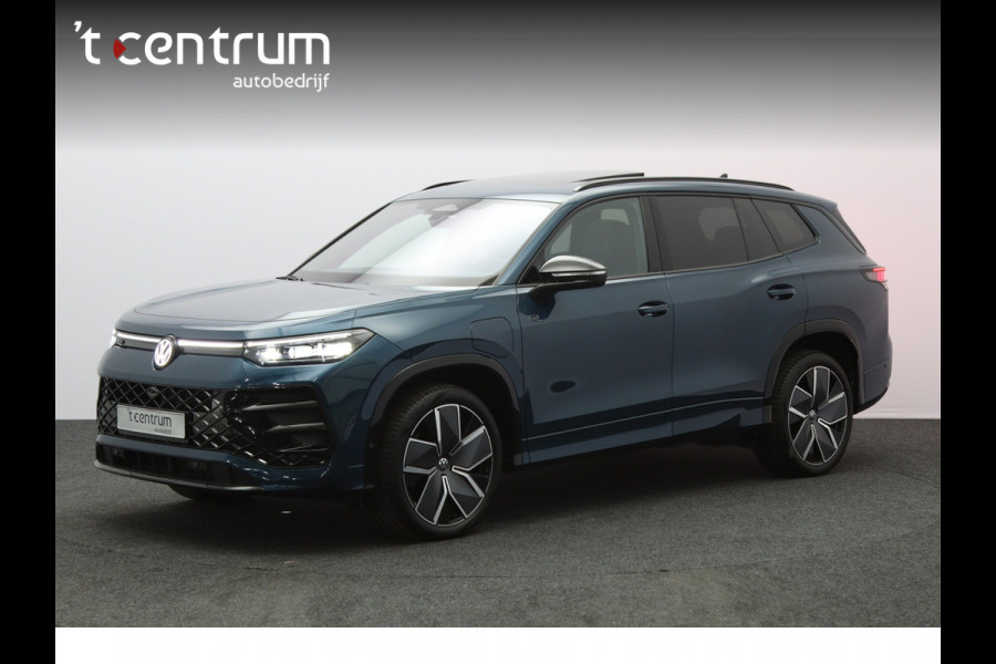Volkswagen Tayron 1.5 eHybrid 272 PK R-Line Edition PHEV, Panoramadak, Trekhaak, H/K Sound, Leder