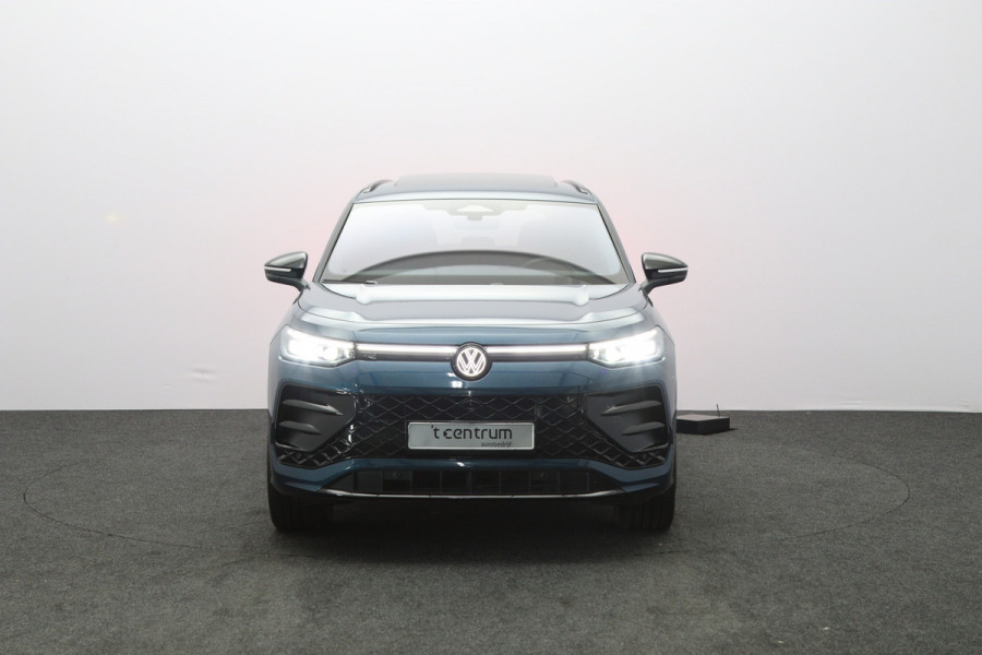 Volkswagen Tayron 1.5 eHybrid 272 PK R-Line Edition PHEV, Panoramadak, Trekhaak, H/K Sound, Leder