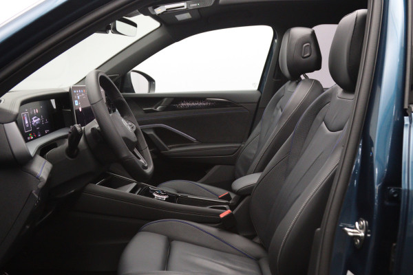 Volkswagen Tayron 1.5 eHybrid 272 PK R-Line Edition PHEV, Panoramadak, Trekhaak, H/K Sound, Leder