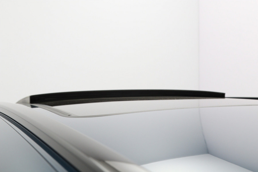 Volkswagen Tayron 1.5 eHybrid 272 PK R-Line Edition PHEV, Panoramadak, Trekhaak, H/K Sound, Leder