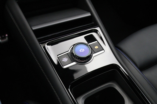 Volkswagen Tayron 1.5 eHybrid 272 PK R-Line Edition PHEV, Panoramadak, Trekhaak, H/K Sound, Leder