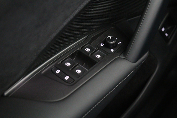 Volkswagen Tayron 1.5 eHybrid 272 PK R-Line Edition PHEV, Panoramadak, Trekhaak, H/K Sound, Leder