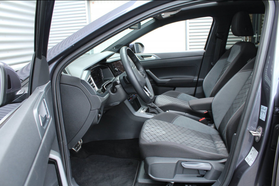 Volkswagen Taigo 1.5 TSI 150pk R-Line DSG7 Panoramadak Trekhaak