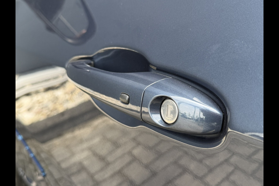 Jeep Compass 4xe 240 Plug-in Hybrid Electric S | Apple carplay | Stoelen electrisch verstelbaar | Winterpack | Leder