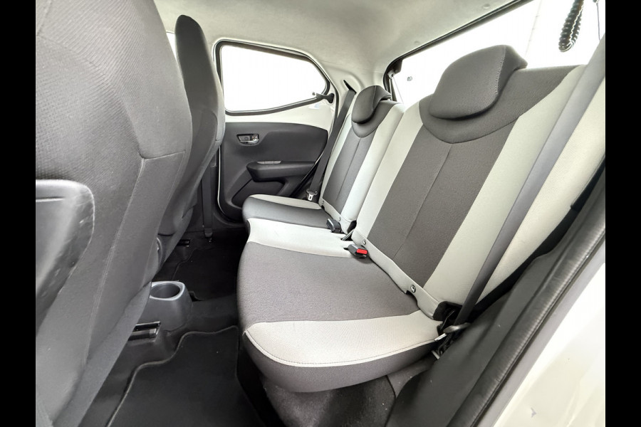 Toyota Aygo 1.0 VVT-i 70PK 5Drs Navi Camera Airco Cruise Control Bluetooth x-play Led Isofix Origineel Nederlandse Auto