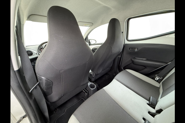 Toyota Aygo 1.0 VVT-i 70PK 5Drs Navi Camera Airco Cruise Control Bluetooth x-play Led Isofix Origineel Nederlandse Auto