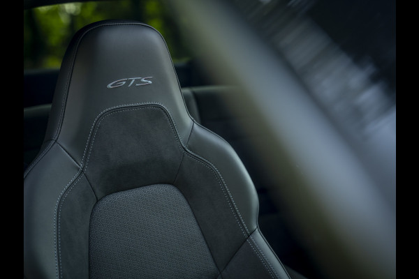 Porsche 911 3.6 T-Hybrid Carrera GTS | SportDesign | Lift | Schuifdak | Carbon interior
