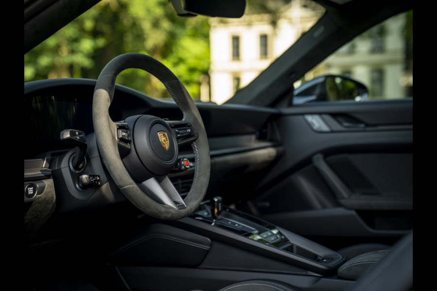 Porsche 911 3.6 T-Hybrid Carrera GTS | SportDesign | Lift | Schuifdak | Carbon interior
