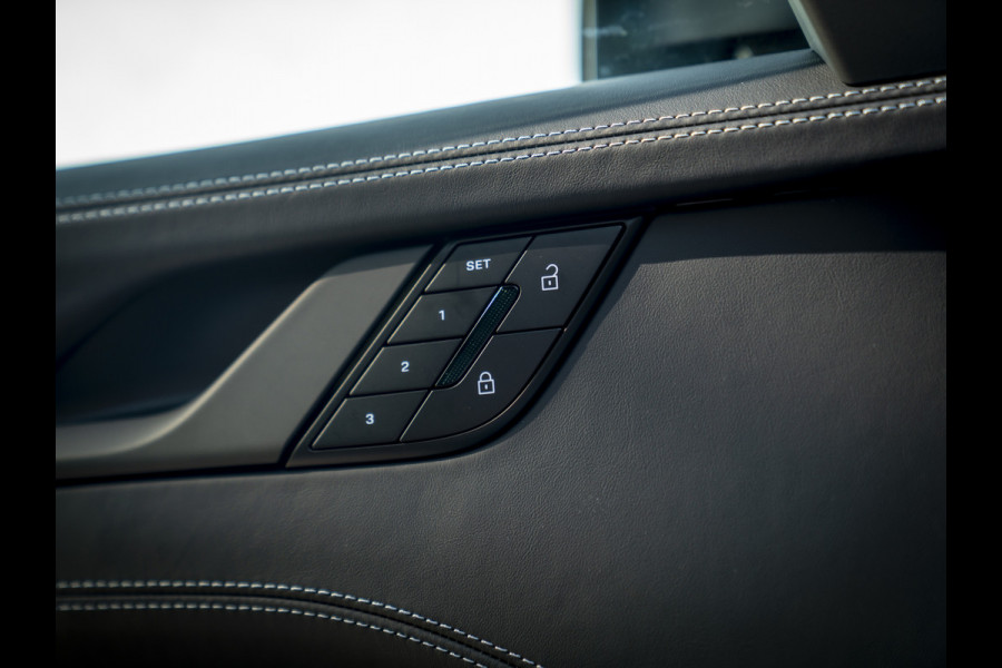 Porsche 911 3.6 T-Hybrid Carrera GTS | SportDesign | Lift | Schuifdak | Carbon interior