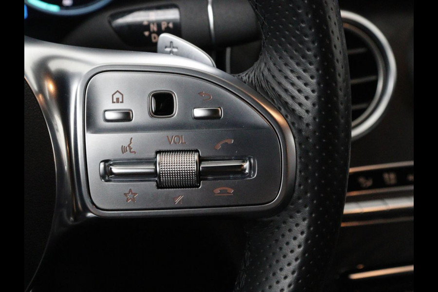 Mercedes-Benz C-Klasse Estate 300 de Business Solution Luxury Limited | SOH 80% | SOH 79,7% | Matrix LED | Trekhaak | Adaptive cruise | Navigatie | Bluetooth | Stoelverwarming | Camera | Burmerster Sound | Sfeerverlichting