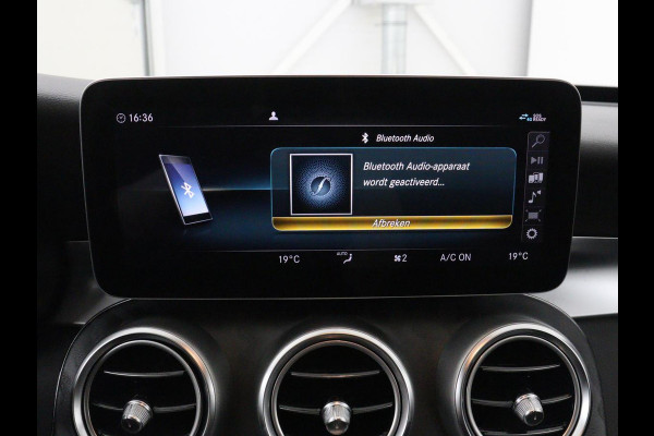 Mercedes-Benz C-Klasse Estate 300 de Business Solution Luxury Limited | SOH 80% | SOH 79,7% | Matrix LED | Trekhaak | Adaptive cruise | Navigatie | Bluetooth | Stoelverwarming | Camera | Burmerster Sound | Sfeerverlichting