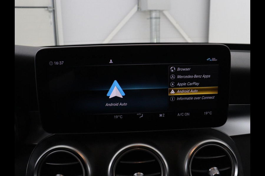 Mercedes-Benz C-Klasse Estate 300 de Business Solution Luxury Limited | SOH 80% | SOH 79,7% | Matrix LED | Trekhaak | Adaptive cruise | Navigatie | Bluetooth | Stoelverwarming | Camera | Burmerster Sound | Sfeerverlichting
