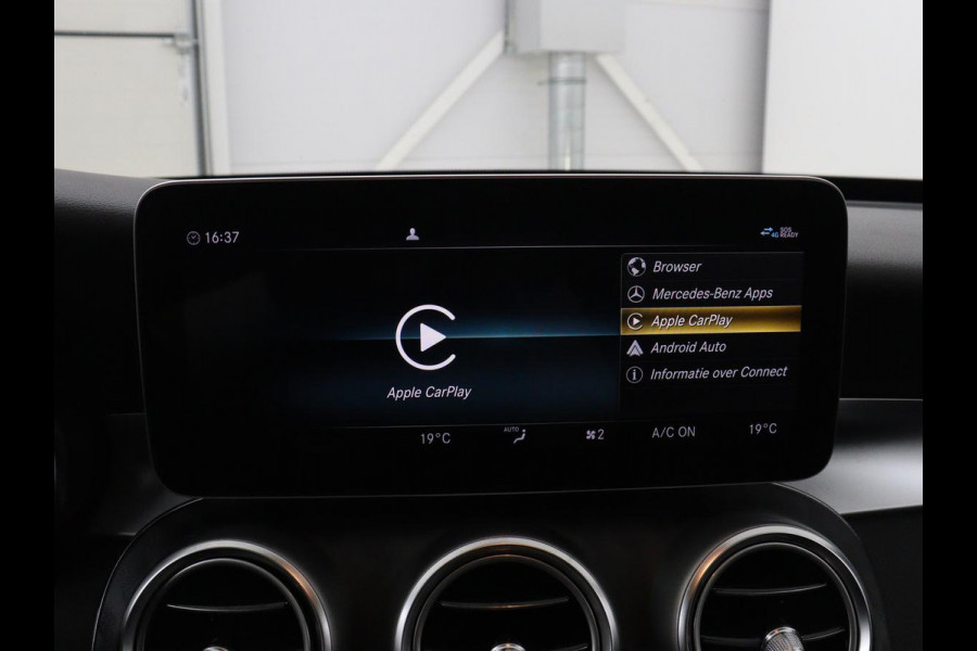 Mercedes-Benz C-Klasse Estate 300 de Business Solution Luxury Limited | SOH 80% | SOH 79,7% | Matrix LED | Trekhaak | Adaptive cruise | Navigatie | Bluetooth | Stoelverwarming | Camera | Burmerster Sound | Sfeerverlichting
