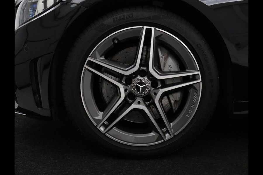 Mercedes-Benz C-Klasse Estate 300 de Business Solution Luxury Limited | SOH 80% | SOH 79,7% | Matrix LED | Trekhaak | Adaptive cruise | Navigatie | Bluetooth | Stoelverwarming | Camera | Burmerster Sound | Sfeerverlichting
