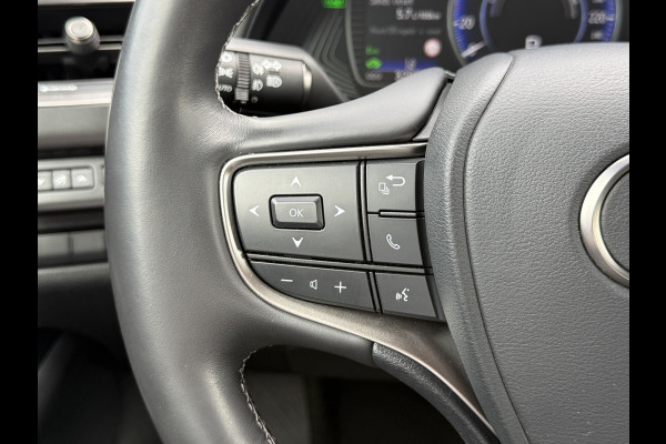 Lexus UX 250h Preference Line | ACC | CarPlay | Dodehoek | Keyless | 18 inch