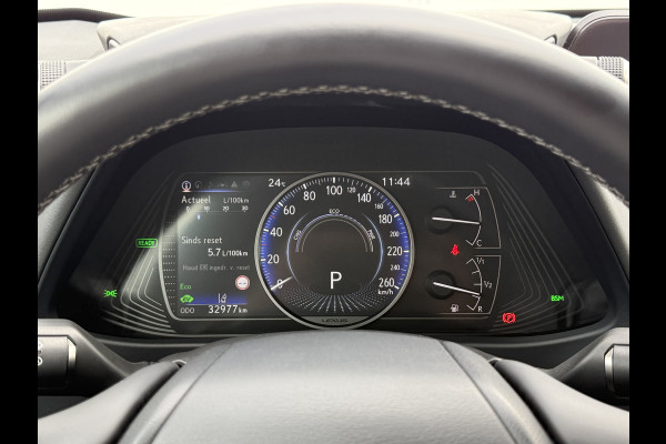 Lexus UX 250h Preference Line | ACC | CarPlay | Dodehoek | Keyless | 18 inch