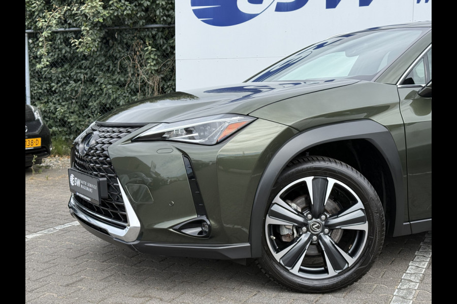Lexus UX 250h Preference Line | ACC | CarPlay | Dodehoek | Keyless | 18 inch