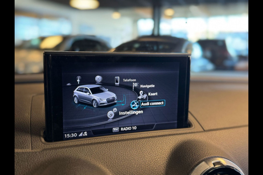 Audi A3 Sportback 40 e-tron Advance Sport l Virtual l Stoel verwarming l Led l Navi