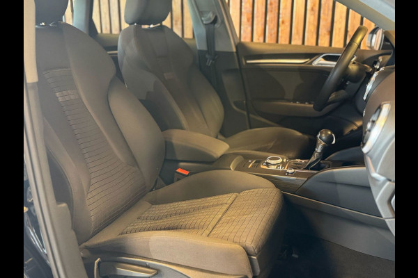 Audi A3 Sportback 40 e-tron Advance Sport l Virtual l Stoel verwarming l Led l Navi