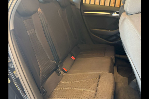 Audi A3 Sportback 40 e-tron Advance Sport l Virtual l Stoel verwarming l Led l Navi