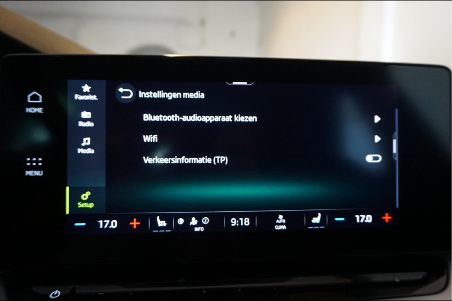 Škoda Octavia Combi 1.0 e-TSI Sport Business | Sfeerverlichting | Virtual cockpit | Cruise + Lane | Apple/ Android | BTW