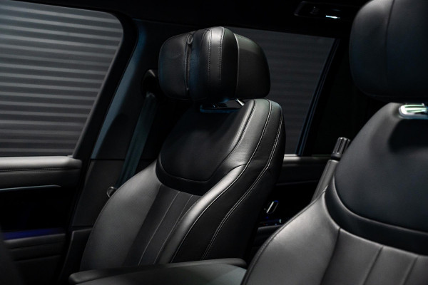 Land Rover Range Rover 3.0 P460e HSE PHEV *Meridian Signature / SV Bespoke Leder-Pakket / Stoelventilatie + Massage / Panorama / 5-Jaar Garantie*