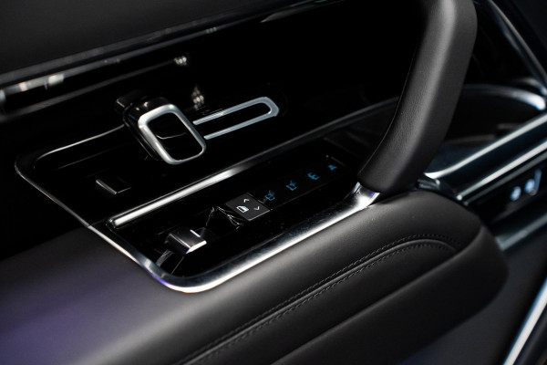 Land Rover Range Rover 3.0 P460e HSE PHEV *Meridian Signature / SV Bespoke Leder-Pakket / Stoelventilatie + Massage / Panorama / 5-Jaar Garantie*