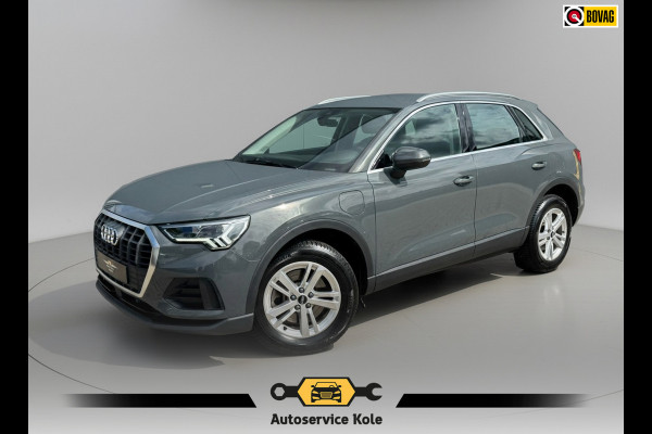 Audi Q3 45 TFSI e Basis * Camera * Cruise * Xenon/led * Clima * Navigatie *