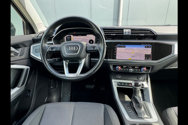 Audi Q3 45 TFSI e Basis * Camera * Cruise * Xenon/led * Clima * Navigatie *