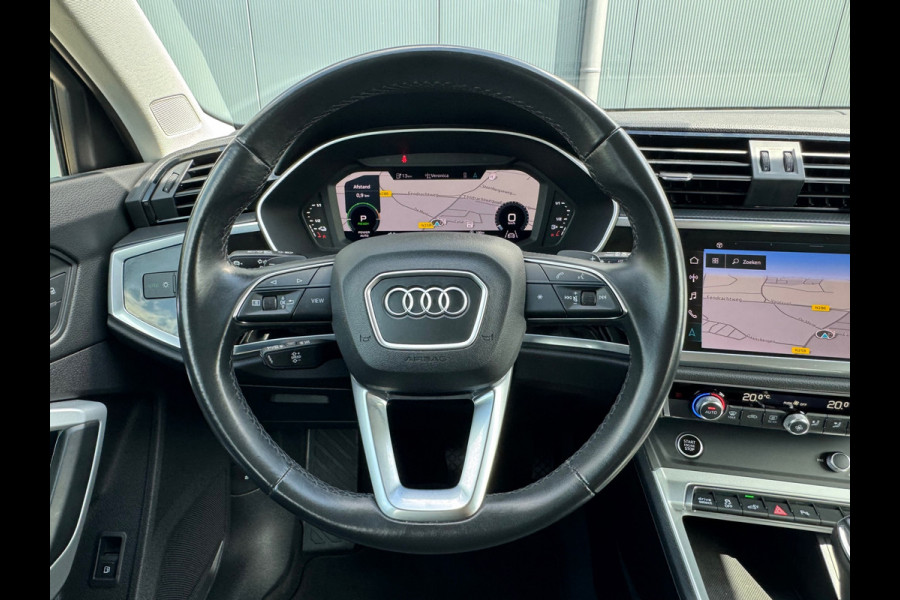 Audi Q3 45 TFSI e Basis * Camera * Cruise * Xenon/led * Clima * Navigatie *