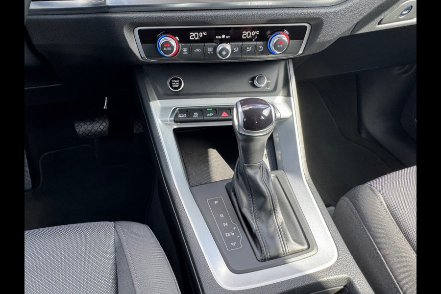 Audi Q3 45 TFSI e Basis * Camera * Cruise * Xenon/led * Clima * Navigatie *