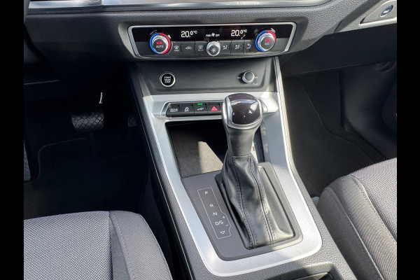 Audi Q3 45 TFSI e Basis * Camera * Cruise * Xenon/led * Clima * Navigatie *