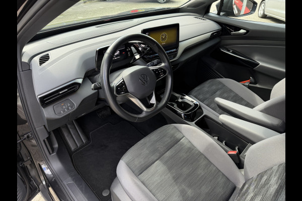 Volkswagen ID.4 Life 77 kWh / Trekhaak / Adapt. Cruise / Carplay / PDC V+A / Stoel verwarming