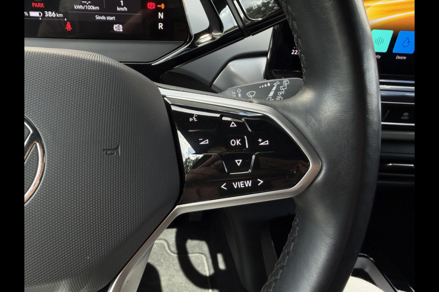Volkswagen ID.4 Life 77 kWh / Trekhaak / Adapt. Cruise / Carplay / PDC V+A / Stoel verwarming