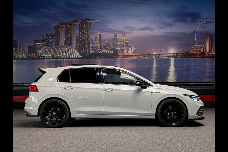 Volkswagen Golf 1.5 eTSI 1st Edition |GTI Pack|IQ-Light|Trekhaak|Massage|Panorama|Stuurverw.|Full opt.