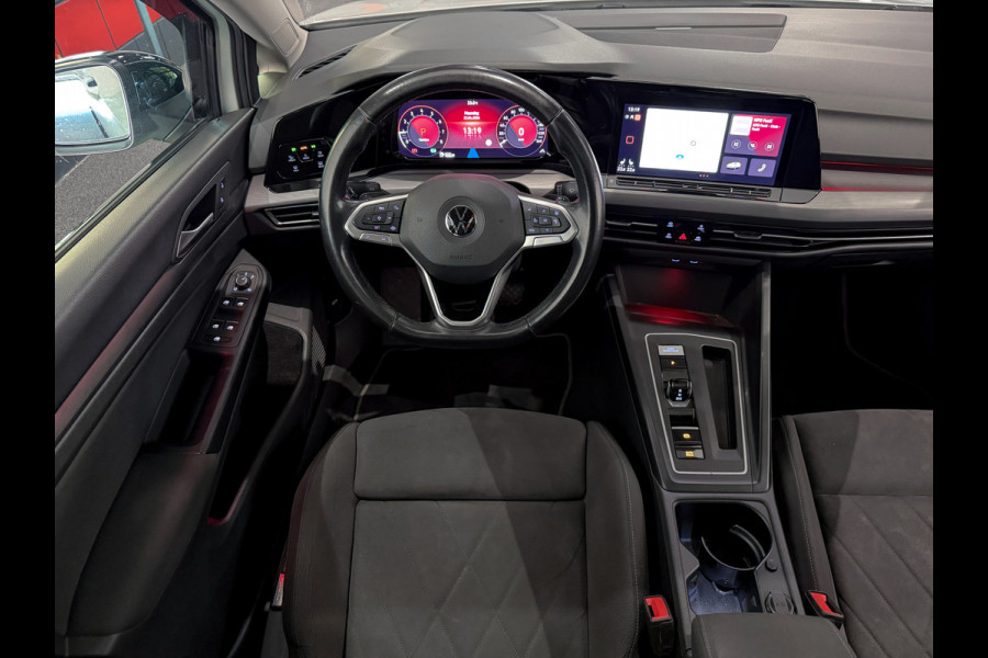 Volkswagen Golf 1.5 eTSI 1st Edition |GTI Pack|IQ-Light|Trekhaak|Massage|Panorama|Stuurverw.|Full opt.