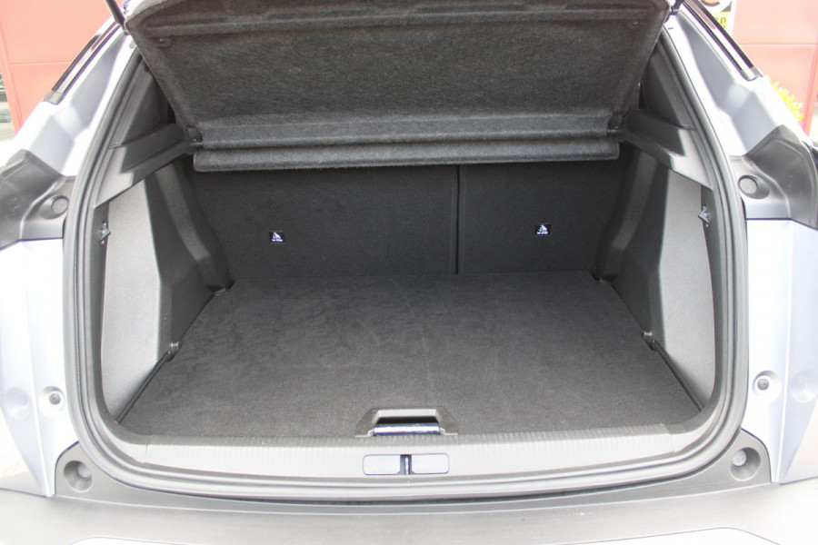 Peugeot 2008 1.2 Hybrid 145PK AUTOMAAT GT PACK | ELEKTRISCH BEDIENBARE BESTUURDERSSTOEL | NAVIGATIE | FULL LED KOPLAMPEN | DRAADLOZE APPLE CARPLAY/ANDROID AUTO | ADAPTIVE CRUISE CONTROL | CAMERA VOOR + ACHTER | CLIMATE CONTROL | LICHTMETALEN VELGEN 17" | KEYLESS ENTRY/START | DAB+ RADIO | ALCANTARA/LEDEREN BEKLEDING  | DODEHOEK DETECTIE | PARKEERSENSOREN VOOR + ACHTER | STOEL VERWARMING | DRAADLOZE TELEFOONLADER |