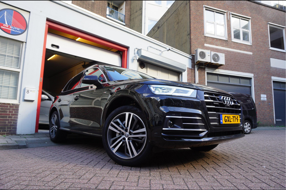 Audi Q5 55 TFSI e quattro Competition Aut7 | Trekhaak | B&O | S-line | Virtual Cockpit | Adaptive cruise | Sfeerverlichting |