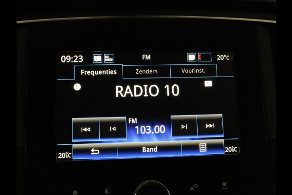 Renault Mégane Estate 1.3 TCe Limited | Trekhaak | Parkeerhulp | Cruise control | Climate control | Navigatie | Bluetooth | Keyless | Sfeerverlichting |