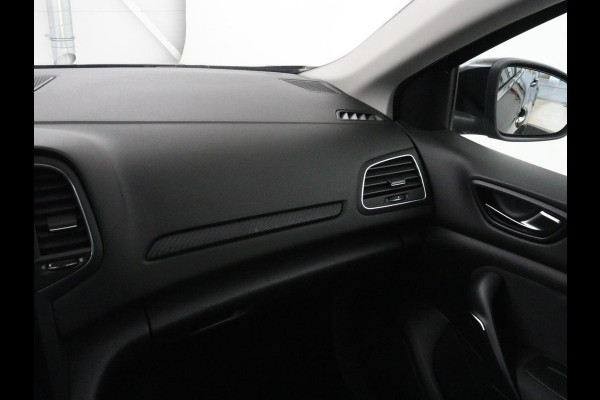 Renault Mégane Estate 1.3 TCe Limited | Trekhaak | Parkeerhulp | Cruise control | Climate control | Navigatie | Bluetooth | Keyless | Sfeerverlichting |