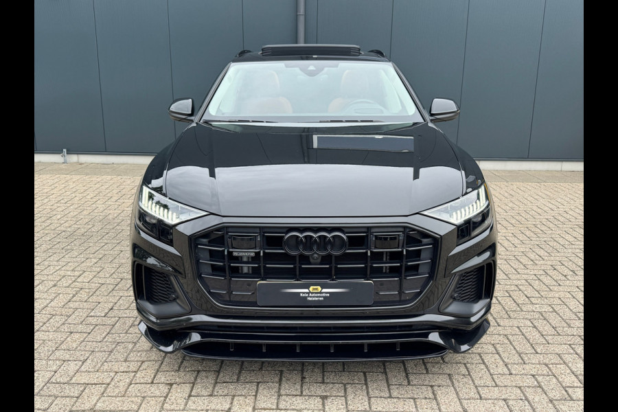 Audi Q8 55 TFSI quattro * S-line * Panoramadak * Dealer onderh. *
