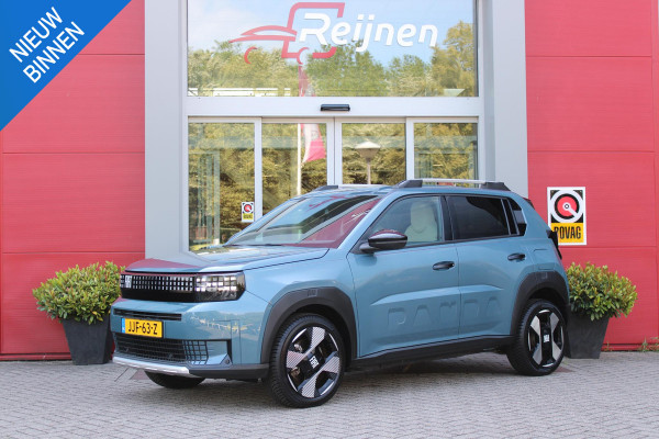 Fiat Grande Panda LA PRIMA 113PK 11 kW 44 kWh | DRAADLOZE APPLE CARPLAY/ANDROID AUTO | NAVIGATIE | ACHTERUITRIJCAMERA | PARKEERSENSOREN VOOR + ACHTER | DRAADLOZE TELEFOONLADER | LED KOPLAMPEN | CLIMATE CONTROL | 3-FASE | 17" LICHTMETALEN VELGEN | PRIVACY GLASS | ACHTERSPOILER |