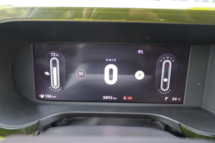 Fiat Grande Panda LA PRIMA 113PK 11 kW 44 kWh | DRAADLOZE APPLE CARPLAY/ANDROID AUTO | NAVIGATIE | ACHTERUITRIJCAMERA | PARKEERSENSOREN VOOR + ACHTER | DRAADLOZE TELEFOONLADER | LED KOPLAMPEN | CLIMATE CONTROL | 3-FASE | 17" LICHTMETALEN VELGEN | PRIVACY GLASS | ACHTERSPOILER |
