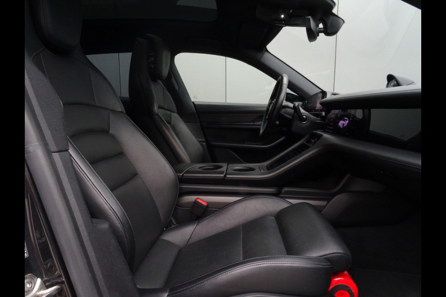 Porsche Taycan Cross Turismo 4S 93 kWh * 370 KM ACCURADIUS !!