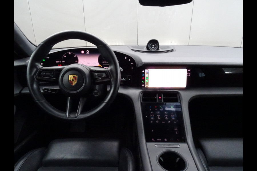 Porsche Taycan Cross Turismo 4S 93 kWh * 370 KM ACCURADIUS !!
